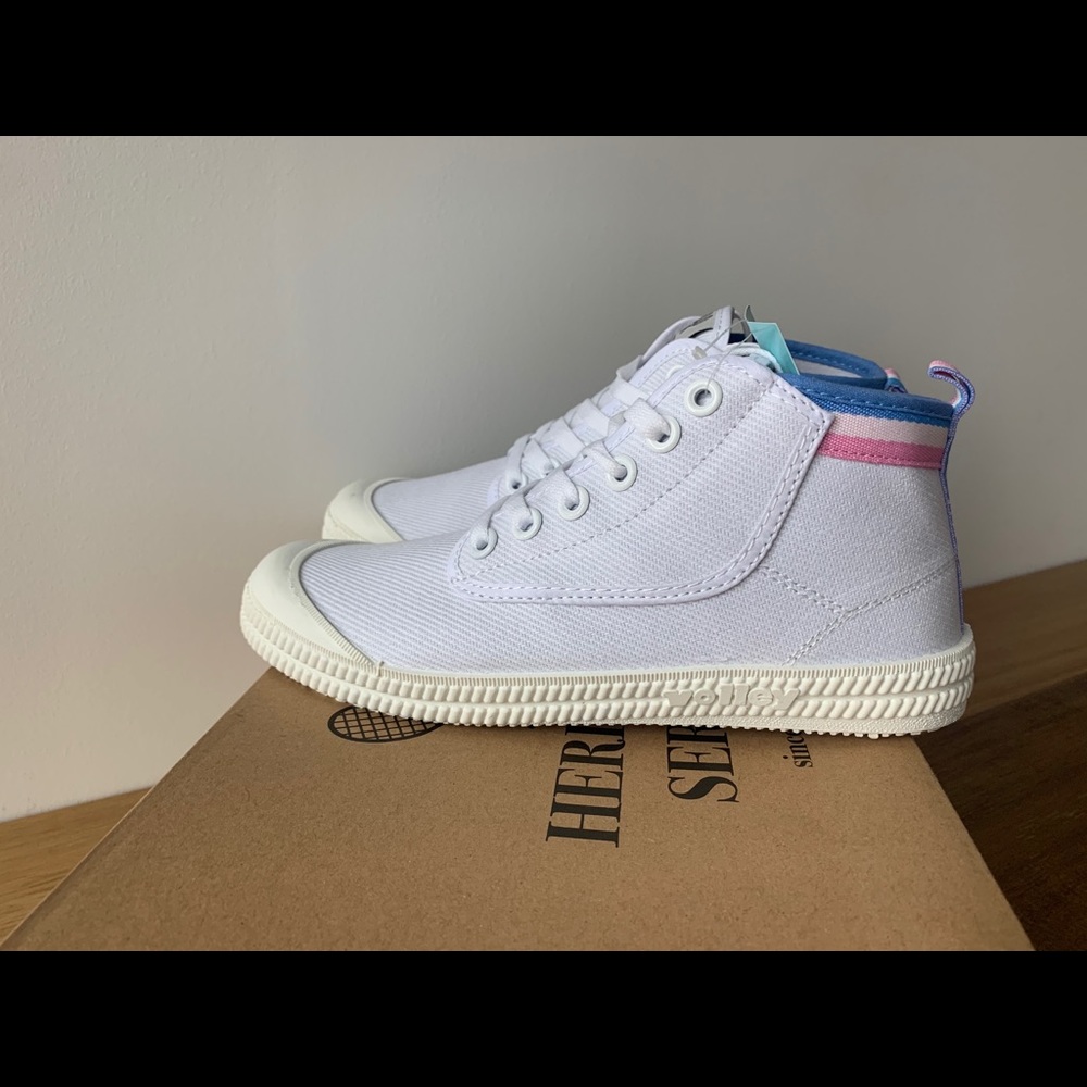 Aus Volley Heritage High Leap women’s tennis shoes